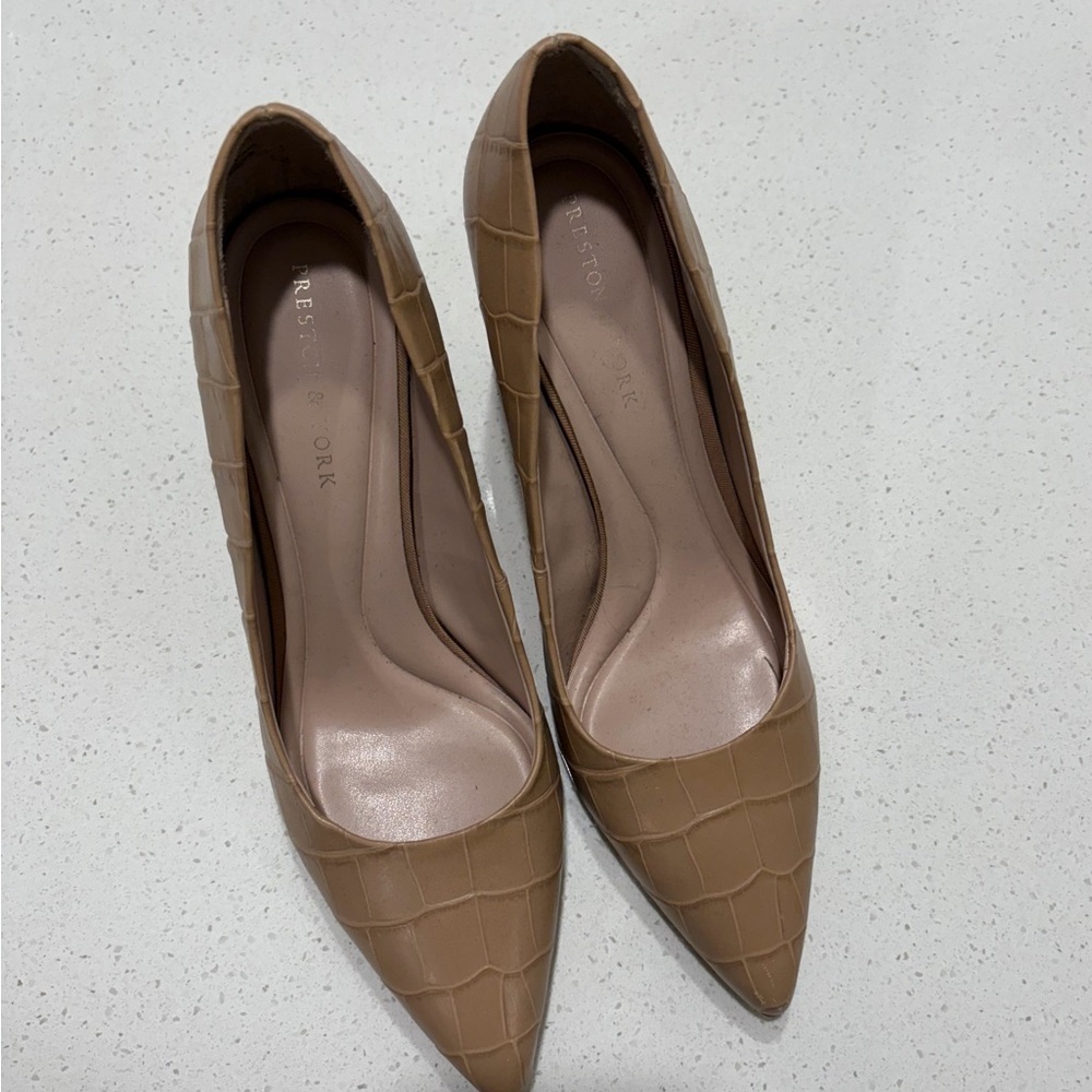 Preston & York Croc-Embossed Tan Heels